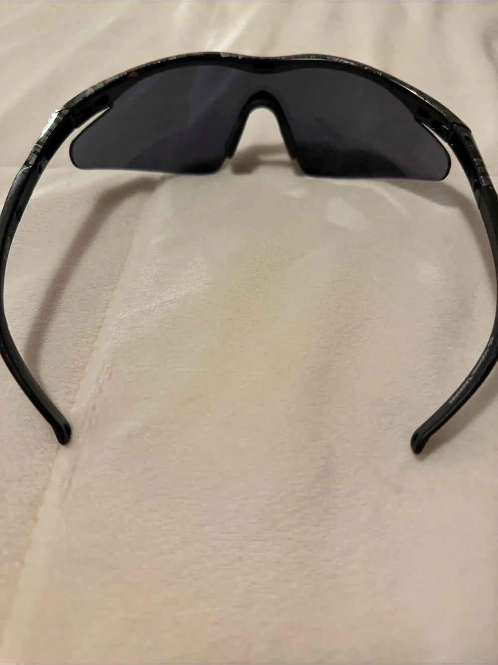 Nascar Black and Silver Racing Wrap Sunglasses - Picture 3 of 4